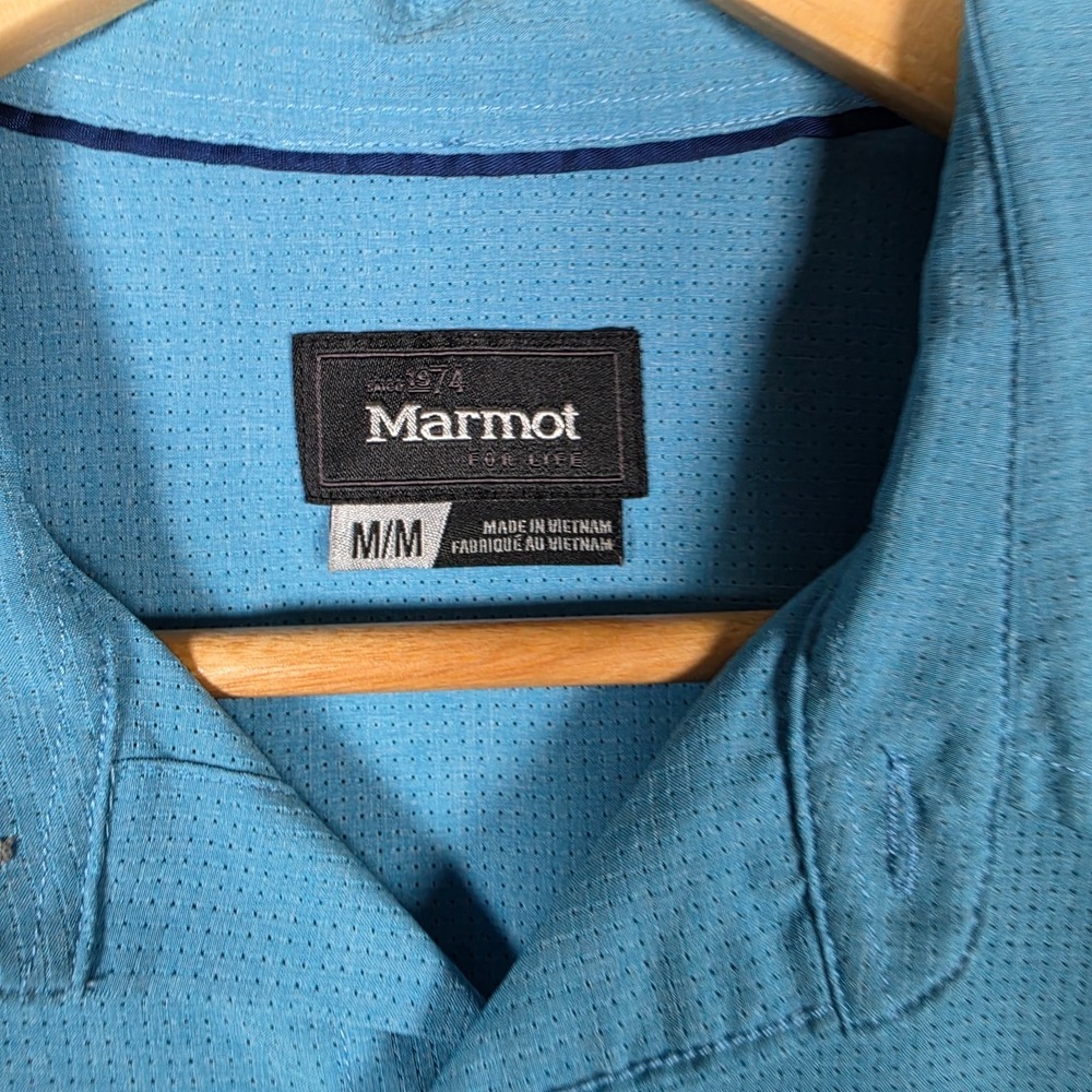 Marmot Shirt Mens Size Medium Cyan Lightweight Perforated Airy Button Down Hike - Picture 9 of 11